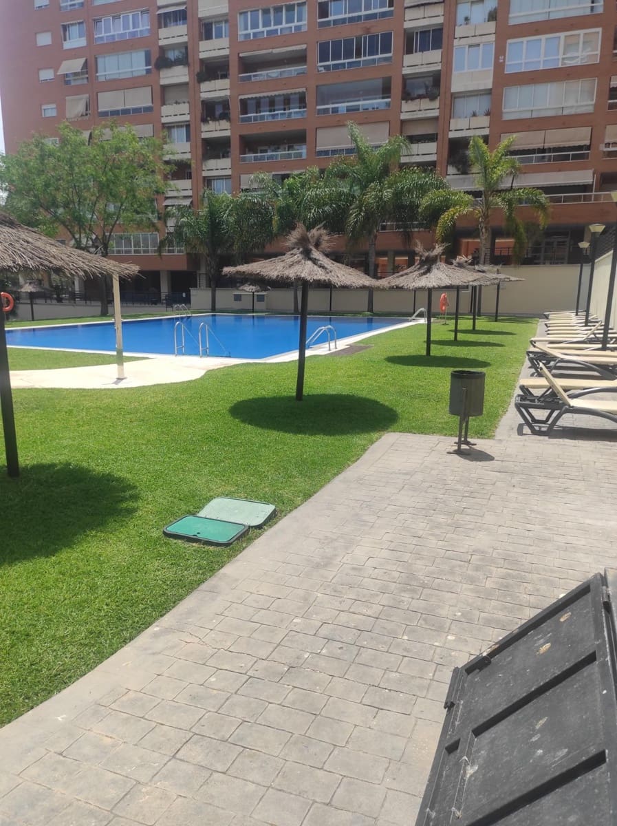3 sovrum Lägenhet till salu i Alicante stad med pool garage - 395 000 € (Ref: 9020900)
