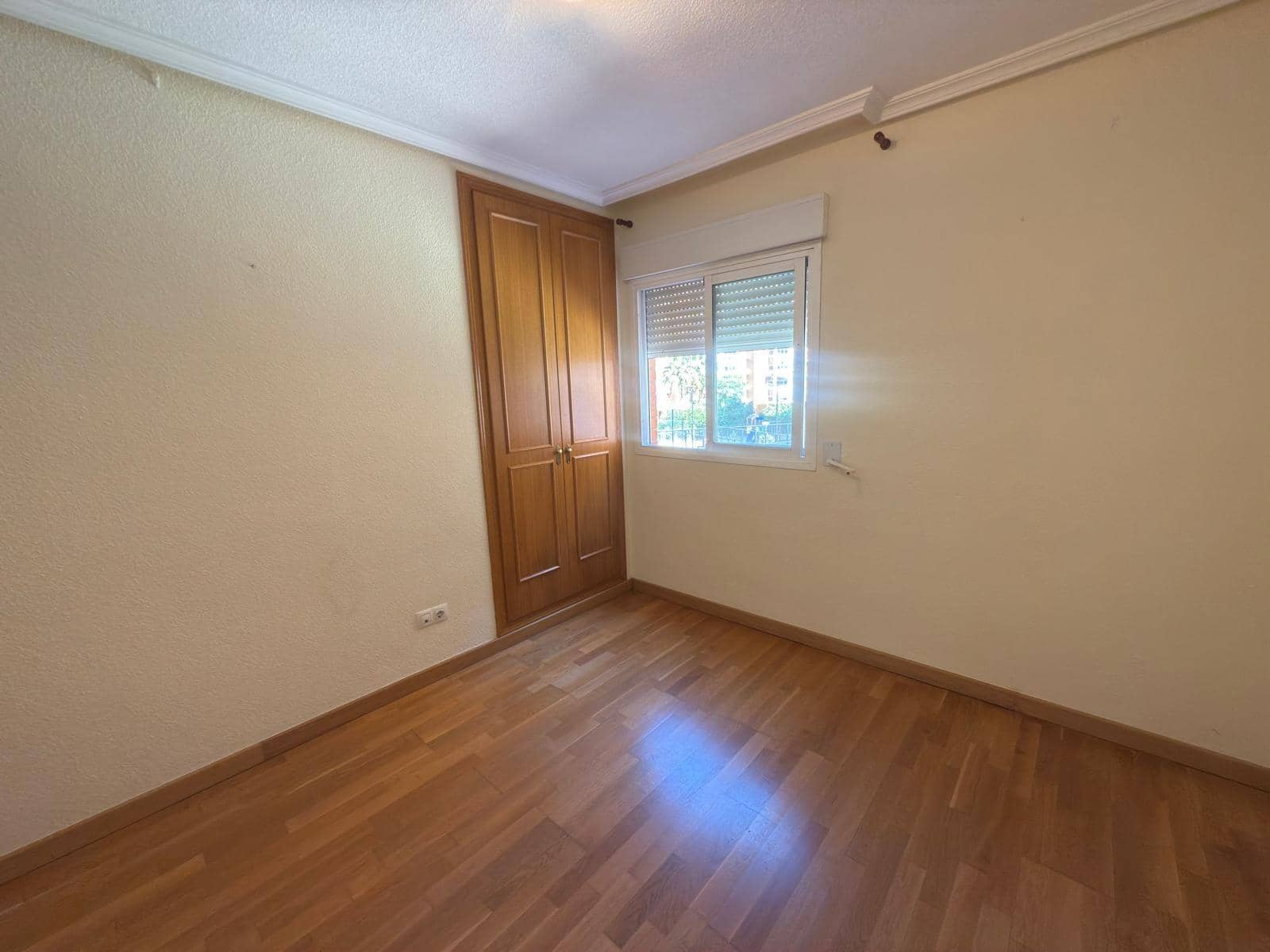 3 sovrum Lägenhet till salu i Alicante stad med pool garage - 395 000 € (Ref: 9020900)