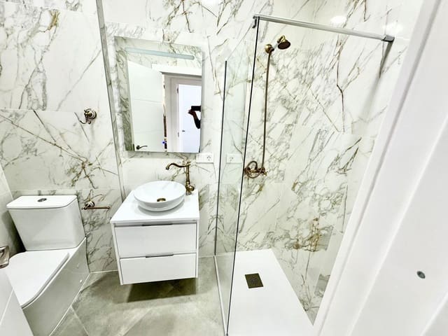 2 bedroom Bungalow for sale in Nueva Torrevieja, Torrevieja - € 134,900 (Ref: 9023188)