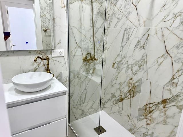 2 bedroom Bungalow for sale in Nueva Torrevieja, Torrevieja - € 134,900 (Ref: 9023188)