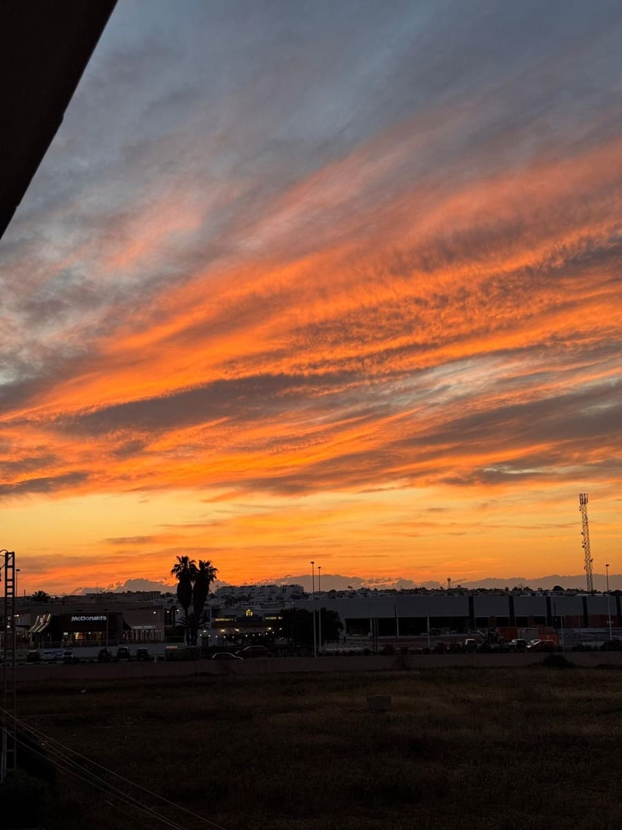 Apartamento de 2 habitaciones en Punta Prima en venta con piscina - 225.000 € (Ref: 9026752)