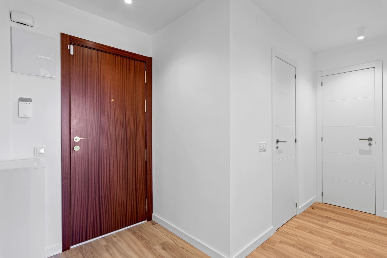 Apartamento de 2 habitaciones en Punta Prima en venta con piscina - 225.000 € (Ref: 9026752)