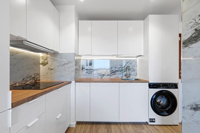 Apartamento de 2 habitaciones en Punta Prima, Torrevieja en venta con piscina - 225.000 € (Ref: 9026752)