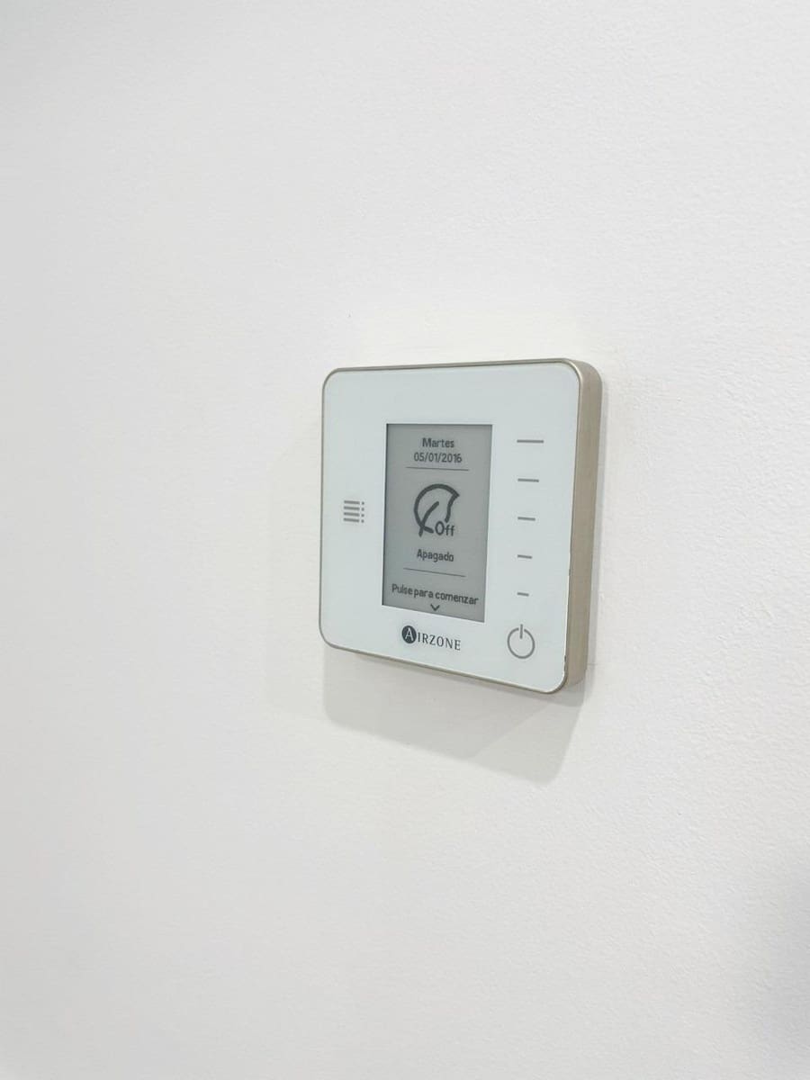 3 bedroom Apartment for sale in La Villajoyosa / Vila Joiosa with pool - € 690,000 (Ref: 9029505)