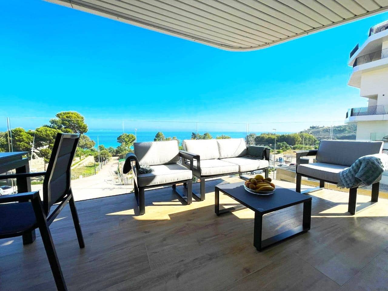 3 bedroom Apartment for sale in La Villajoyosa / Vila Joiosa with pool - € 690,000 (Ref: 9029505)