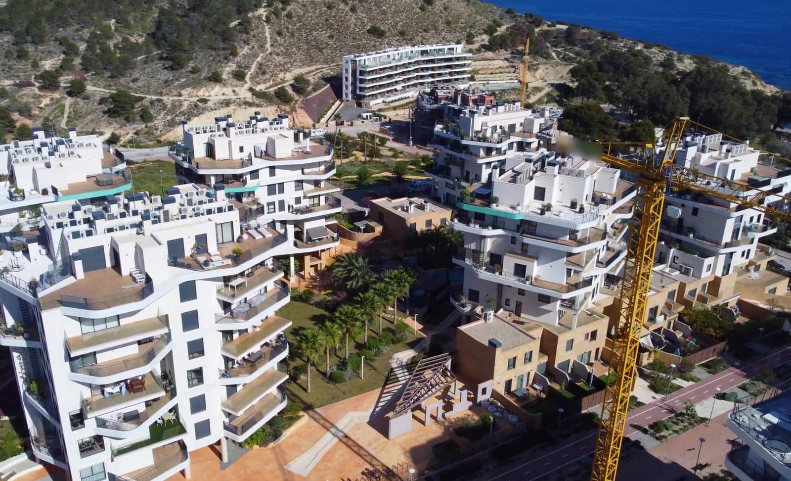 3 bedroom Apartment for sale in La Villajoyosa / Vila Joiosa with pool - € 690,000 (Ref: 9029505)