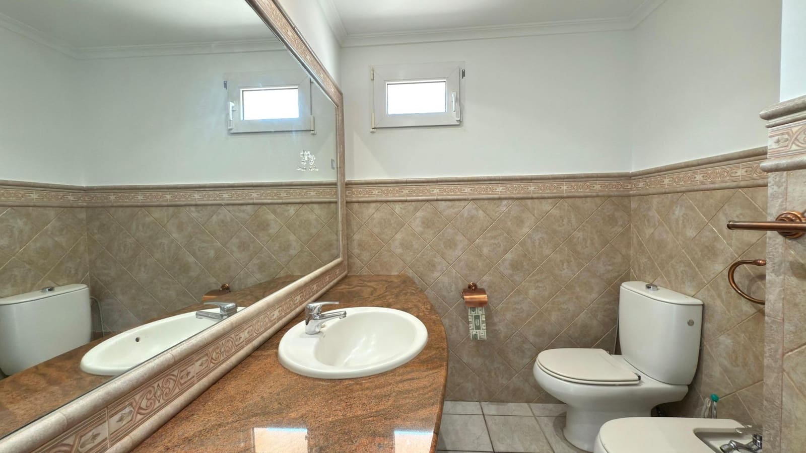 6 soveværelse Villa til salg i Alicante by med swimmingpool garage - € 1.400.000 (Ref: 9034445)