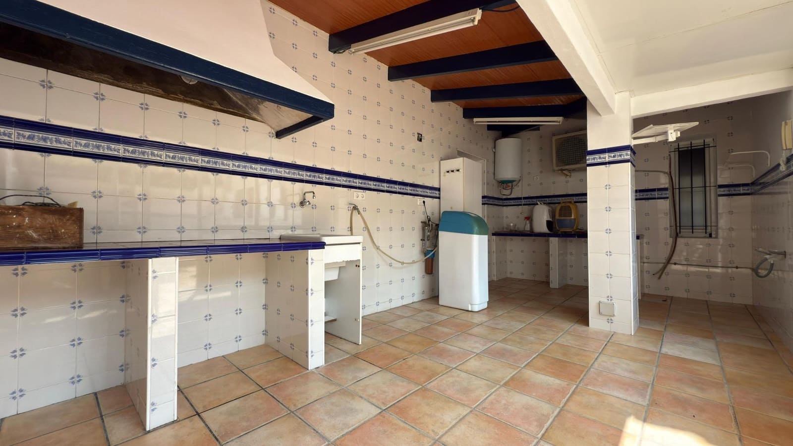 6 soveværelse Villa til salg i Alicante by med swimmingpool garage - € 1.400.000 (Ref: 9034445)