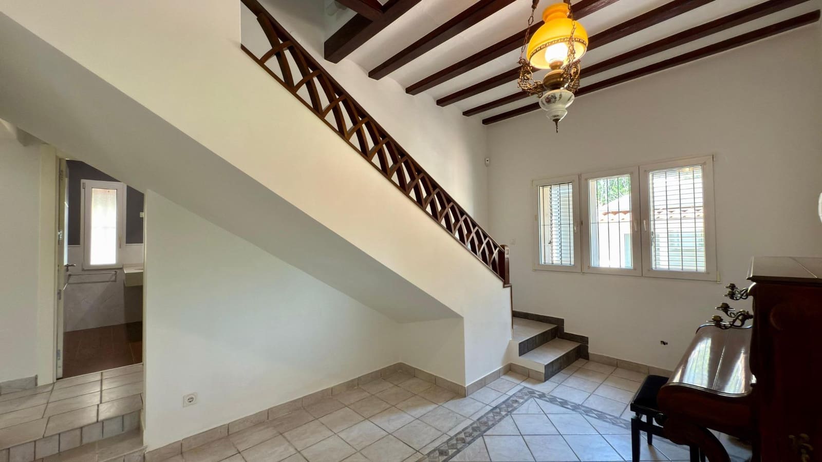 6 soveværelse Villa til salg i Alicante by med swimmingpool garage - € 1.400.000 (Ref: 9034445)