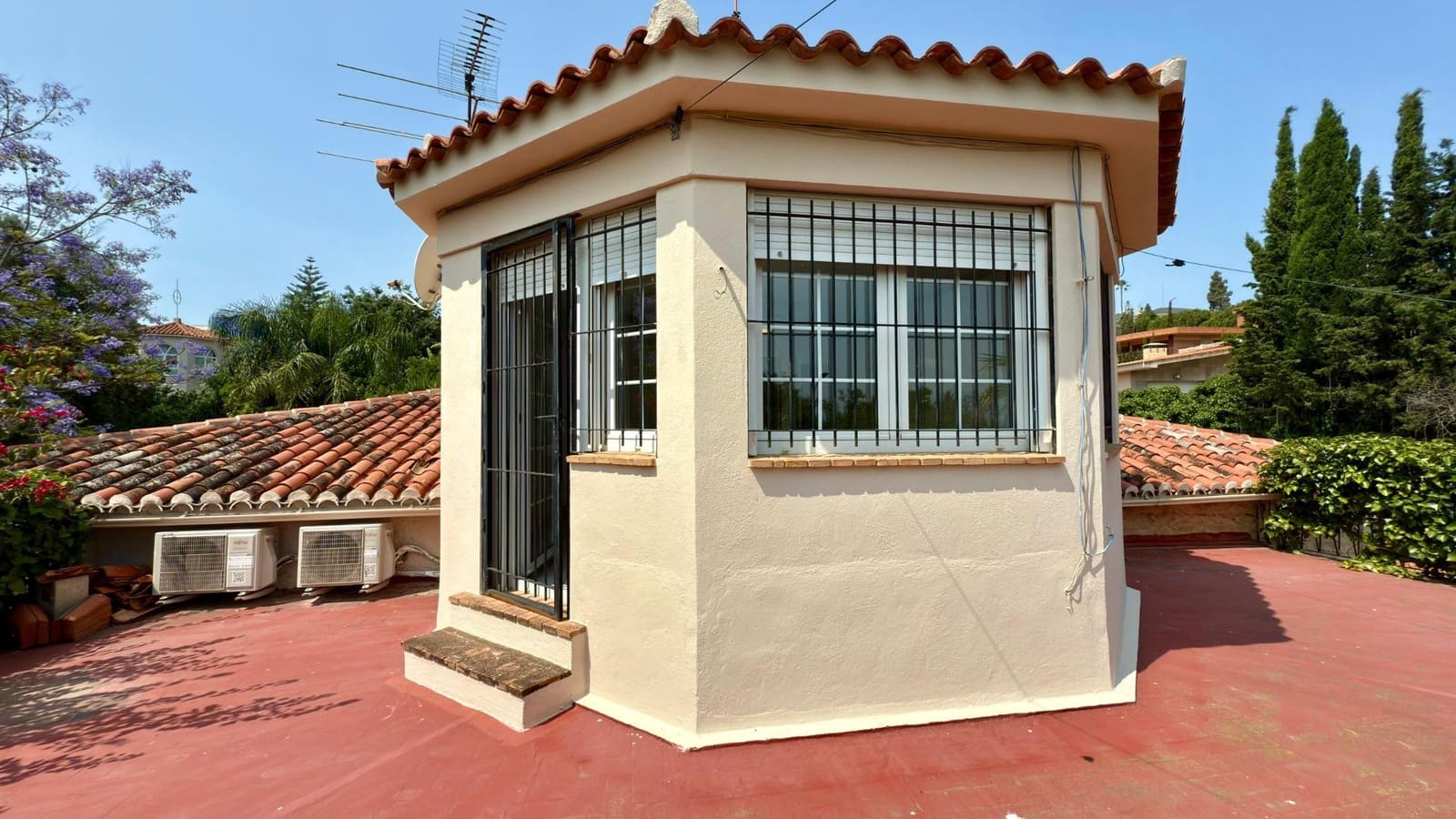 6 soveværelse Villa til salg i Alicante by med swimmingpool garage - € 1.400.000 (Ref: 9034445)