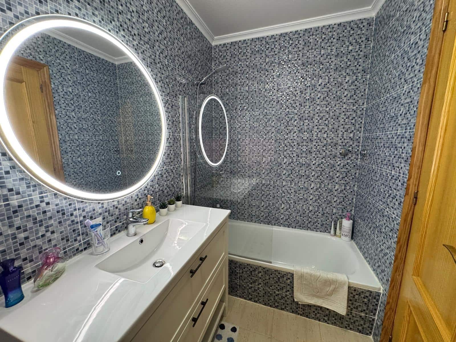 3 sypialnia Dom szeregowy na sprzedaż w Filipinas z basenem garażem - 210 000 € (Ref: 9034448)