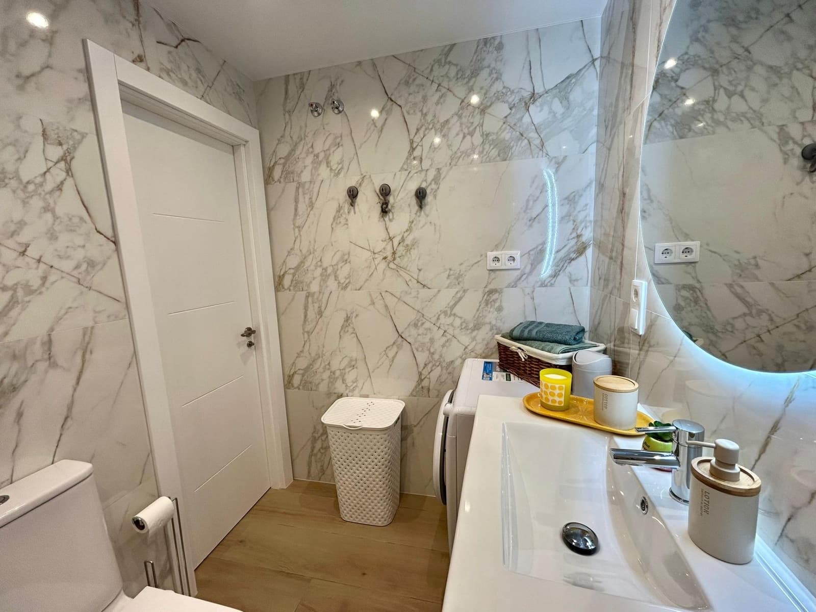 Apartamento de 2 habitaciones en Torrevieja en venta - 169.000 € (Ref: 9036563)