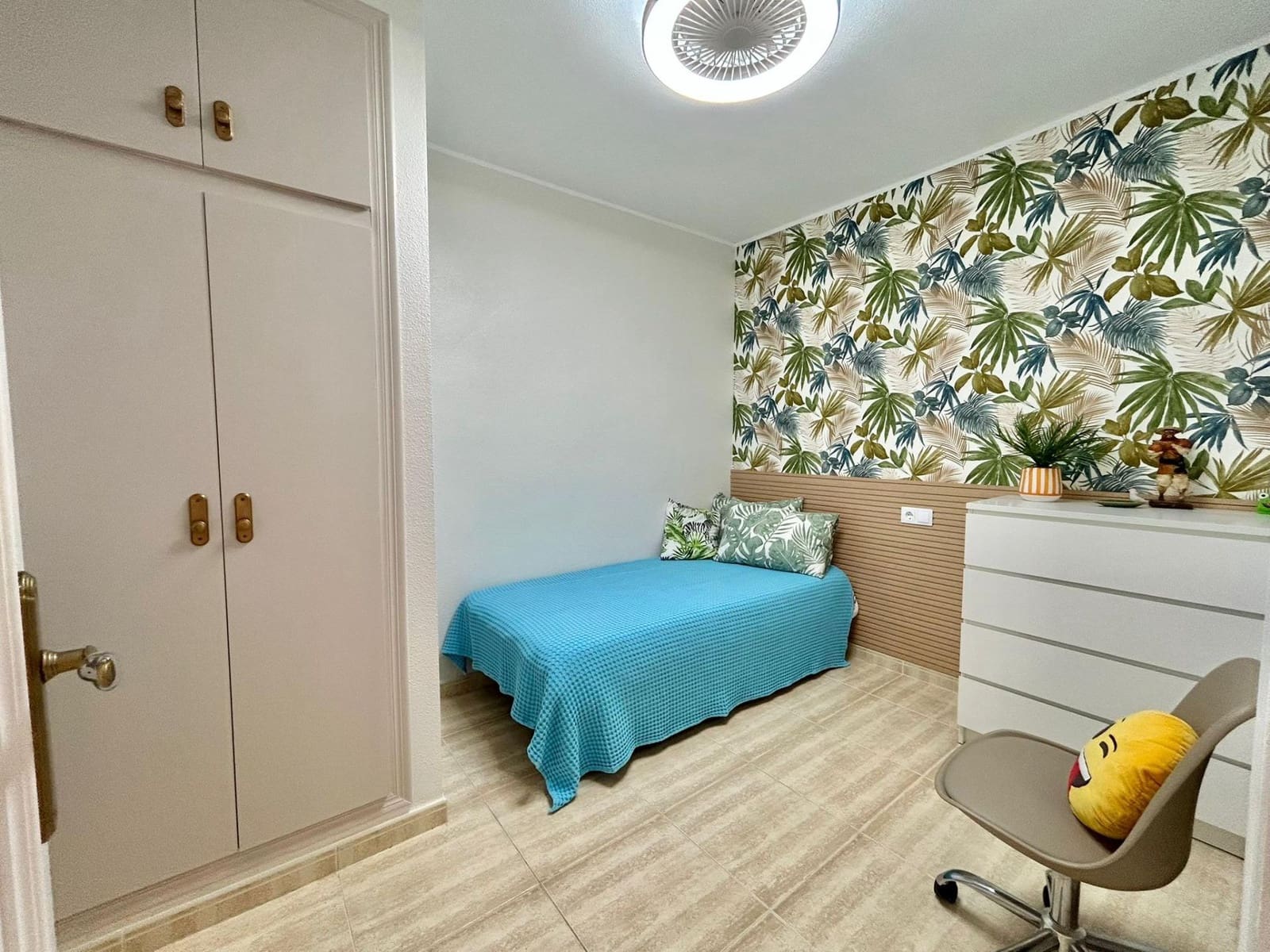 Apartamento de 2 habitaciones en Torrevieja en venta - 169.000 € (Ref: 9036563)