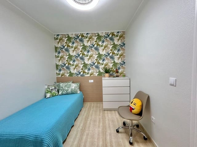 Apartamento de 2 habitaciones en Playa del Cura, Torrevieja en venta - 169.000 € (Ref: 9036563)