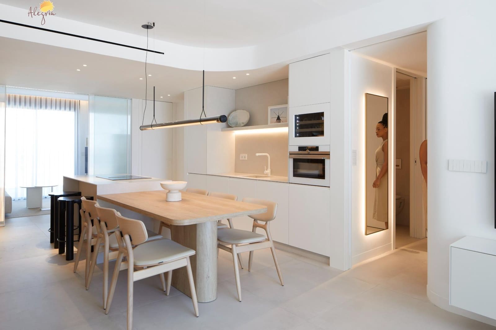 5 sypialnia Apartament na sprzedaż w La Manga del Mar Menor z basenem garażem - 800 000 € (Ref: 9048739)