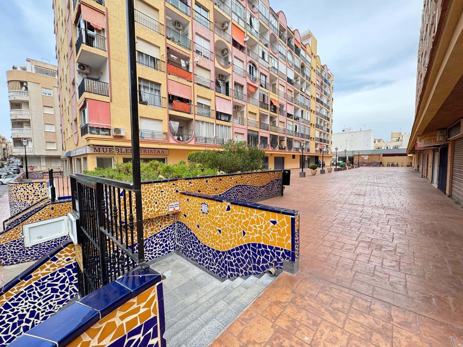 Studio til salg i Torrevieja - € 72.000 (Ref: 9051005)