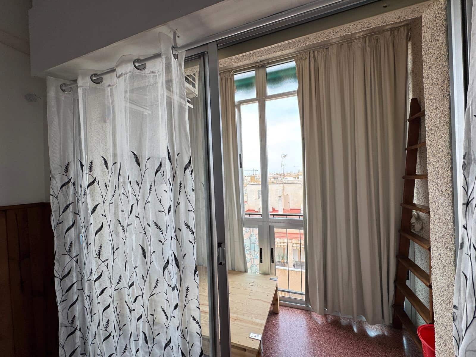 Studio til salg i Torrevieja - € 72.000 (Ref: 9051005)