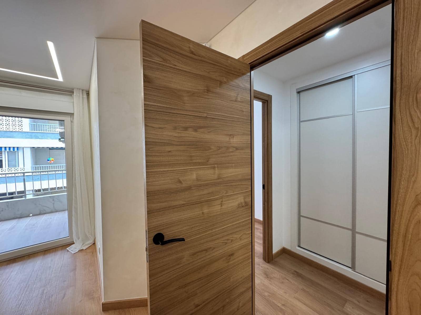 Apartamento de 3 habitaciones en Torrevieja en venta - 280.000 € (Ref: 9059324)