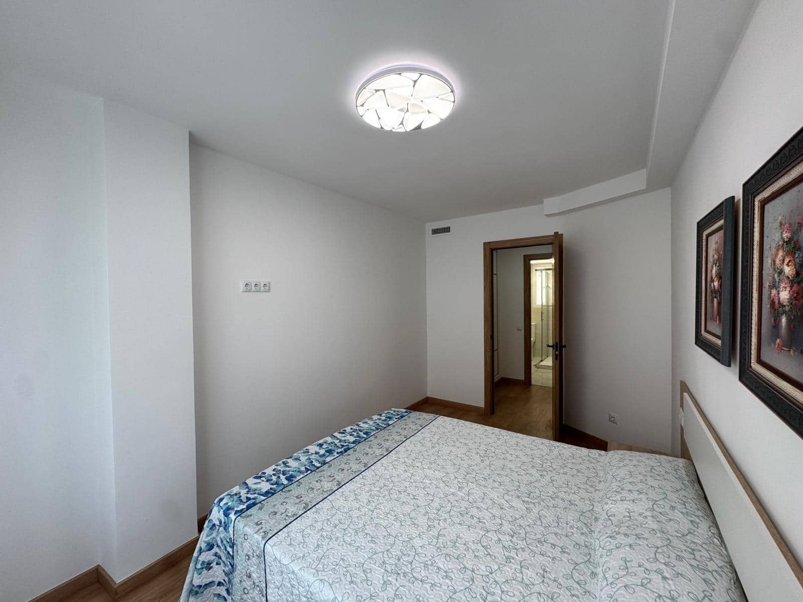 Apartamento de 3 habitaciones en Torrevieja en venta - 280.000 € (Ref: 9059324)