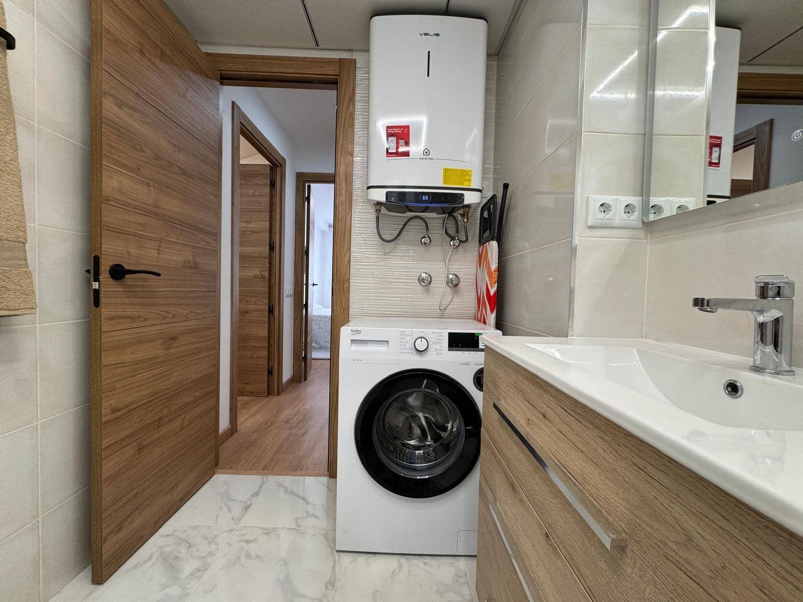 Apartamento de 3 habitaciones en Torrevieja en venta - 280.000 € (Ref: 9059324)