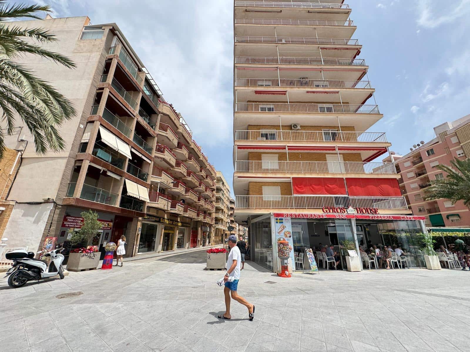 Apartamento de 3 habitaciones en Torrevieja en venta - 280.000 € (Ref: 9059324)