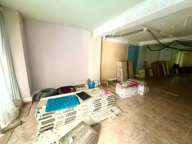 Office for sale in Alicante / Alacant city - € 165,000 (Ref: 9059330)