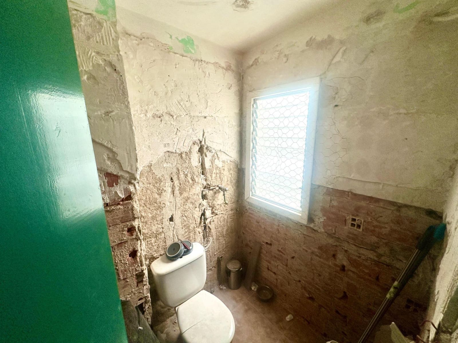 Kontor til salg i Alicante by - € 165.000 (Ref: 9059330)