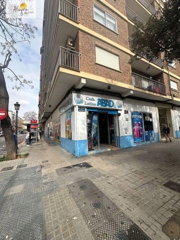 Commercial for sale in Mont-Olivet, Valencia city - € 890,000 (Ref: 9061004)