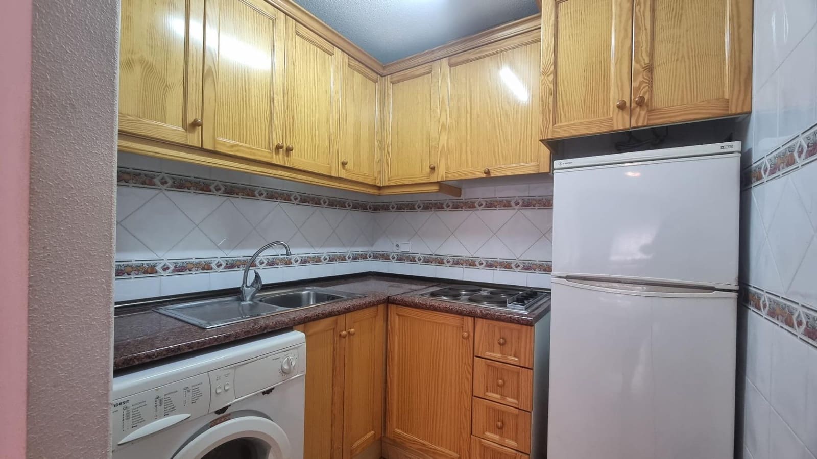 Apartamento de 2 habitaciones en Torrevieja en venta con piscina - 139.900 € (Ref: 9062316)