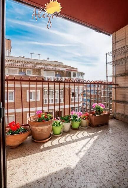 3 sovrum Takvåning till salu i Torrevieja - 177 500 € (Ref: 9065154)
