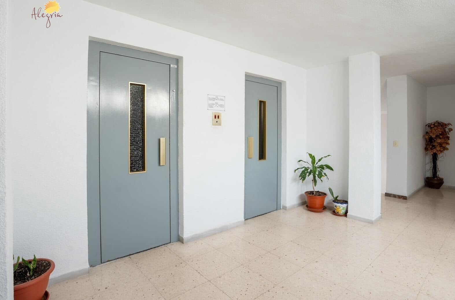 3 sovrum Takvåning till salu i Torrevieja - 177 500 € (Ref: 9065154)