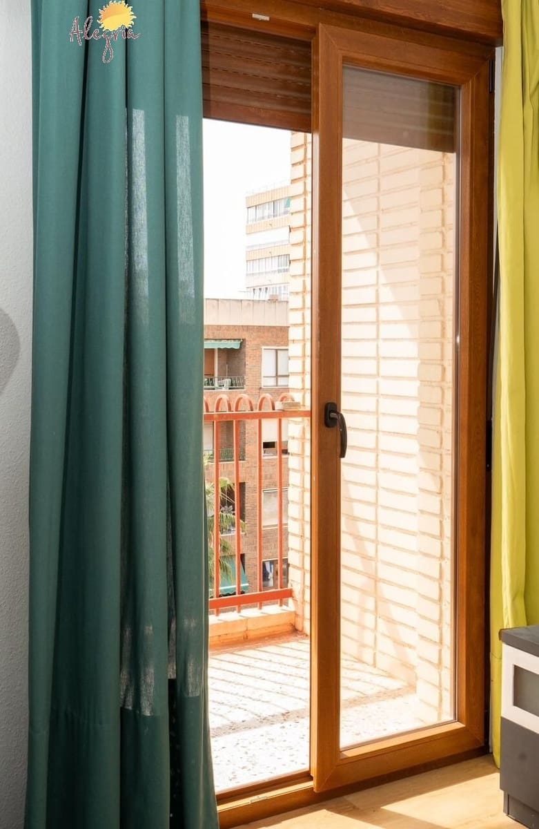 3 sovrum Takvåning till salu i Torrevieja - 177 500 € (Ref: 9065154)