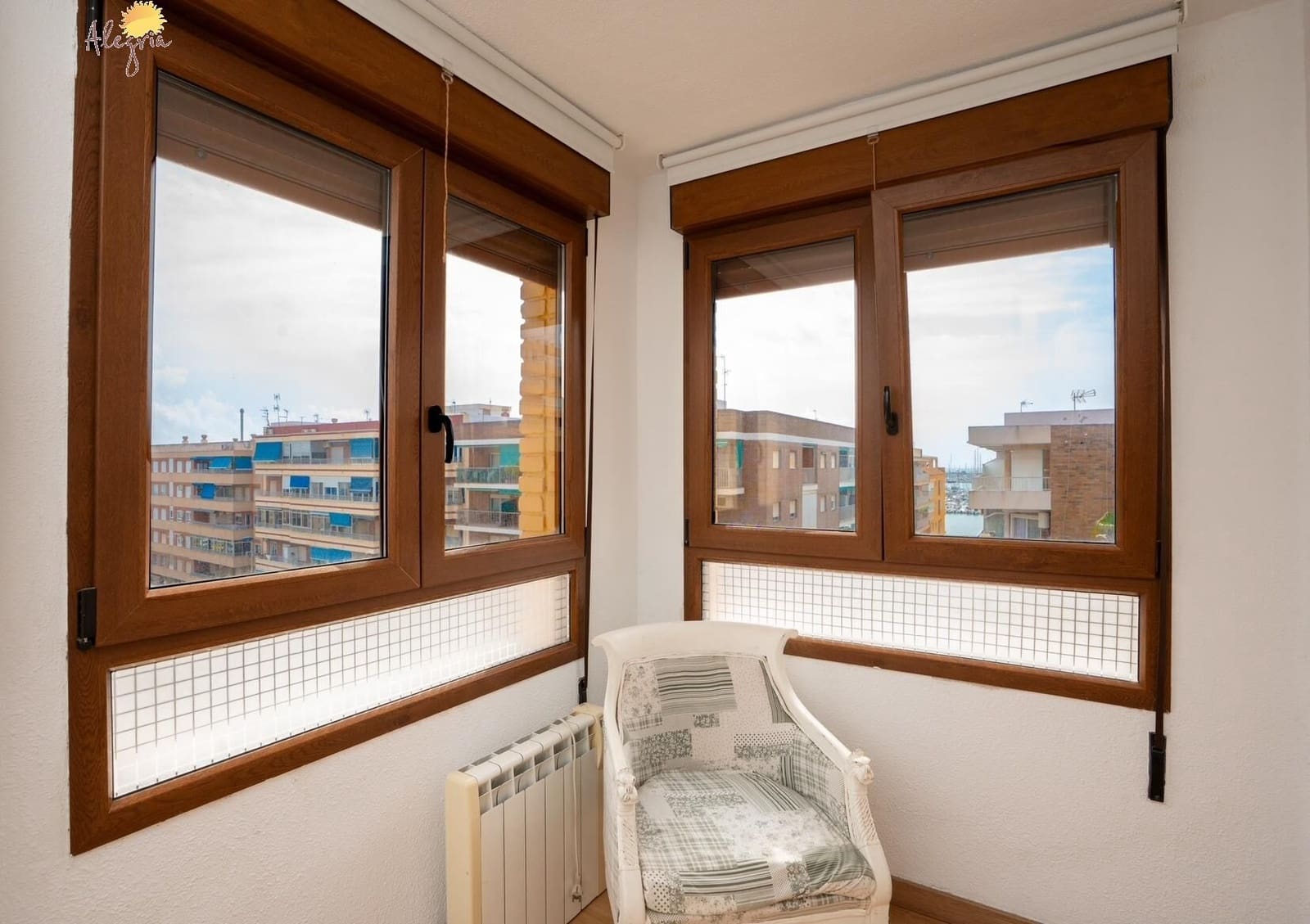 3 sovrum Takvåning till salu i Torrevieja - 177 500 € (Ref: 9065154)