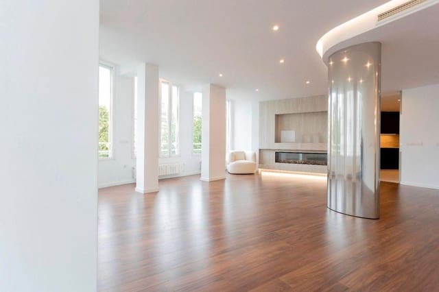 5 slaapkamer Flat te koop in La Gran Via, Valencia stad - € 1.625.000 (Ref: 9073344)