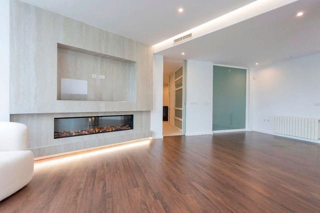 5 slaapkamer Flat te koop in La Gran Via, Valencia stad - € 1.625.000 (Ref: 9073344)