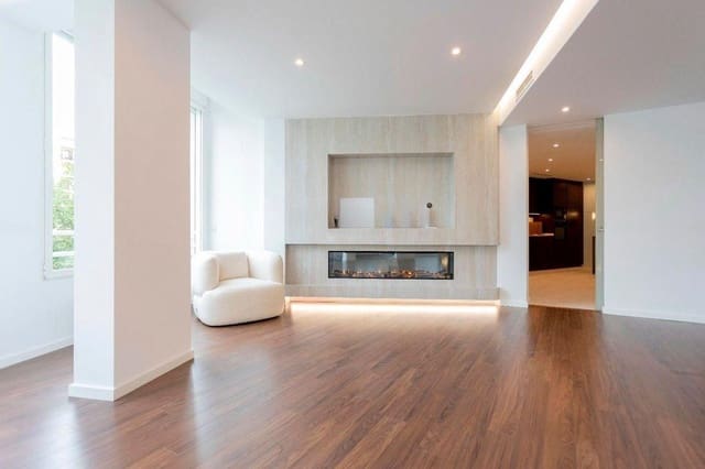 5 slaapkamer Flat te koop in La Gran Via, Valencia stad - € 1.625.000 (Ref: 9073344)