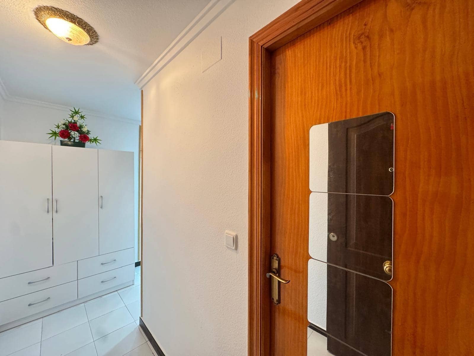 Studio te koop in Torrevieja met zwembad - € 79.900 (Ref: 9077930)