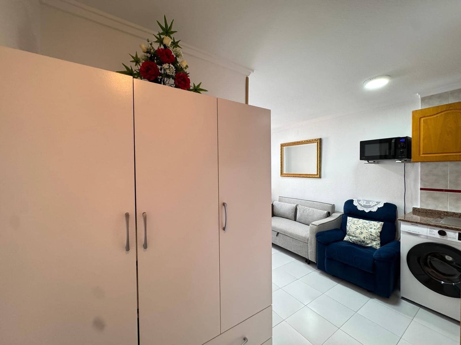 Studio te koop in Torrevieja met zwembad - € 79.900 (Ref: 9077930)