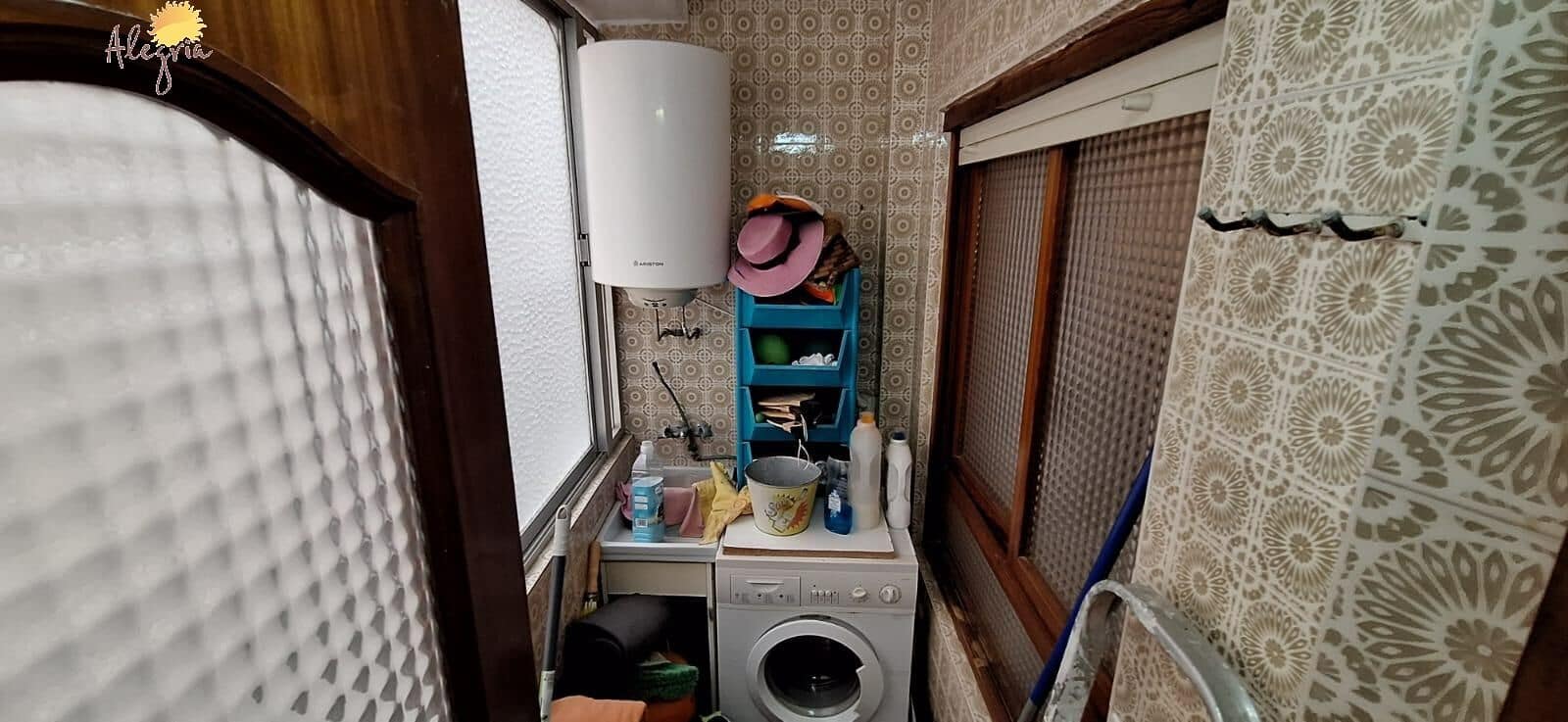 Piso de 3 habitaciones en Torrevieja en venta con garaje - 232.000 € (Ref: 9085245)