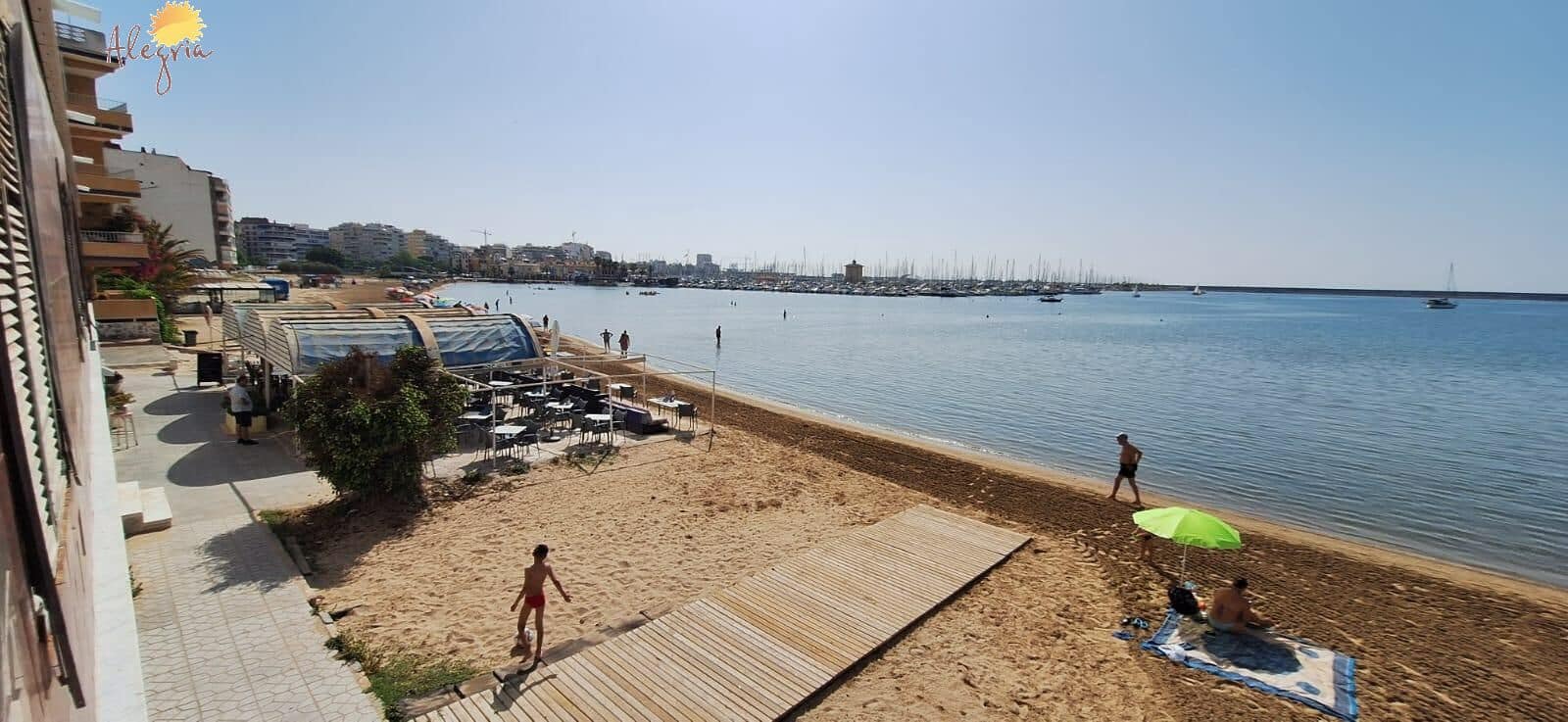 Piso de 3 habitaciones en Torrevieja en venta con garaje - 232.000 € (Ref: 9085245)