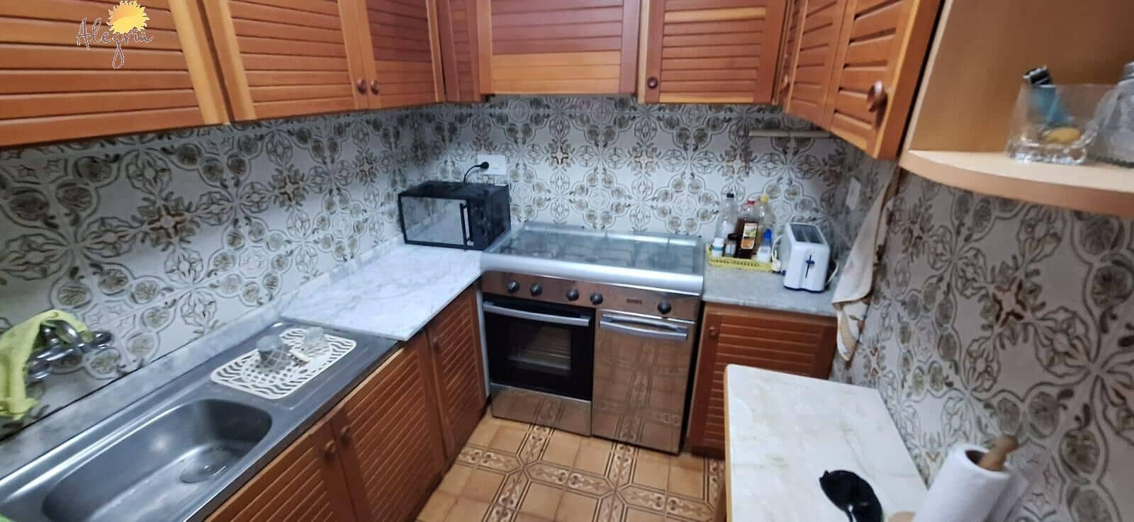 Piso de 3 habitaciones en Torrevieja en venta con garaje - 232.000 € (Ref: 9085245)