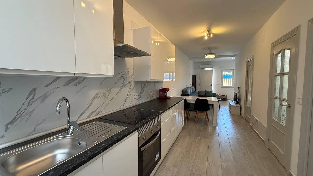 2 sypialnia Bungalow na sprzedaż w Torrevieja - 131 000 € (Ref: 9095210)