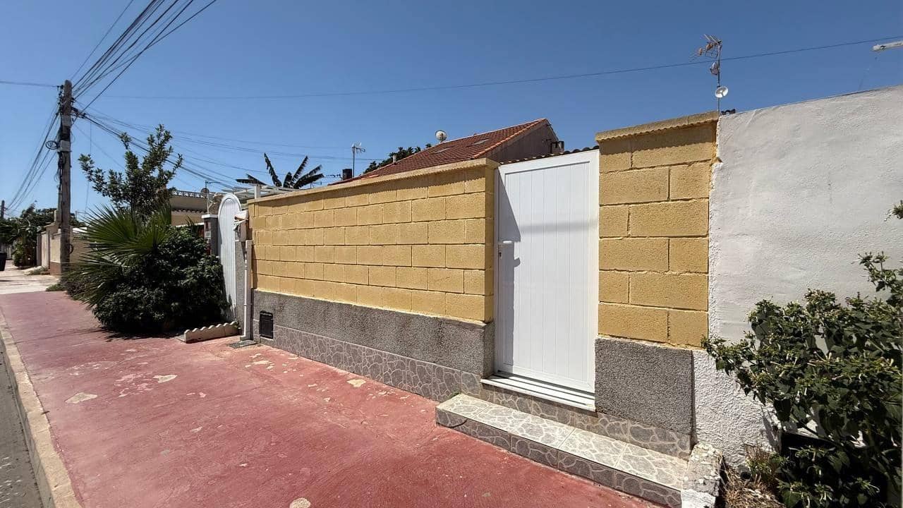 2 sypialnia Bungalow na sprzedaż w Torrevieja - 131 000 € (Ref: 9095210)