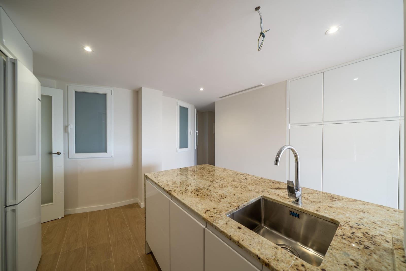 4 makuuhuone Asunto myytävänä paikassa Alicante kaupunki - 1 080 000 € (Ref: 9100704)