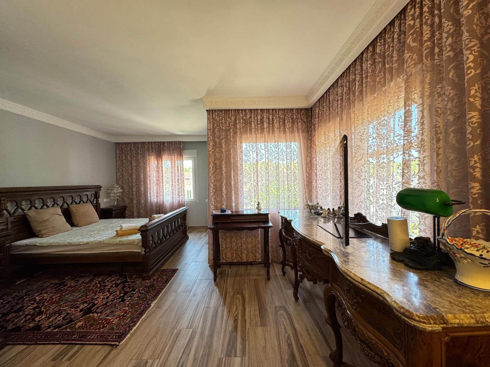 5 bedroom Villa for sale in Campoamor with pool - € 990,000 (Ref: 9100705)