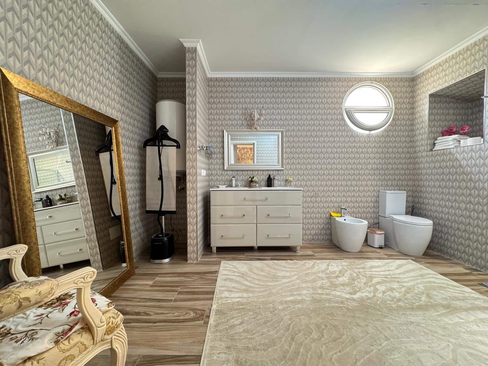 5 bedroom Villa for sale in Campoamor with pool - € 990,000 (Ref: 9100705)