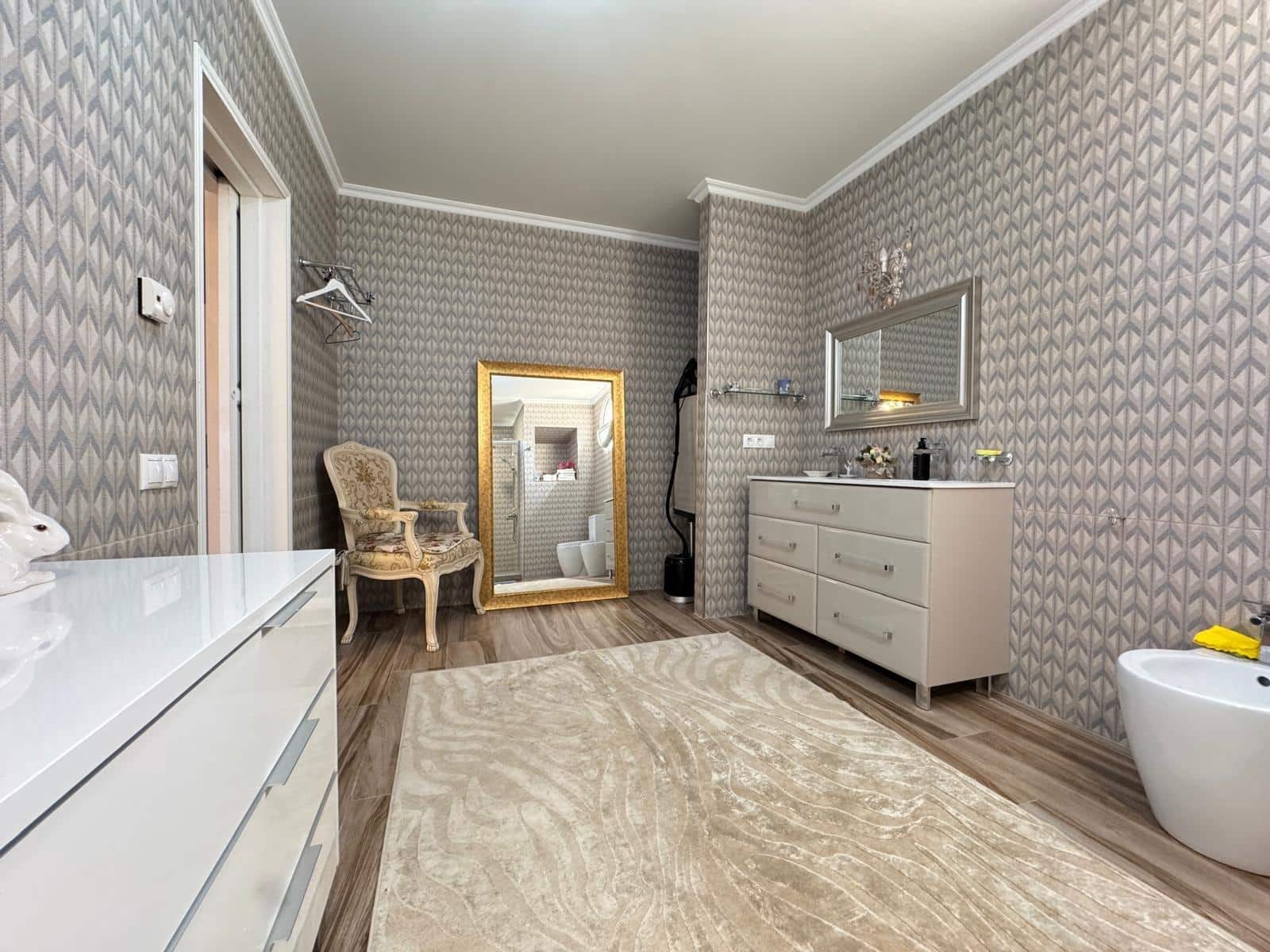 5 bedroom Villa for sale in Campoamor with pool - € 990,000 (Ref: 9100705)