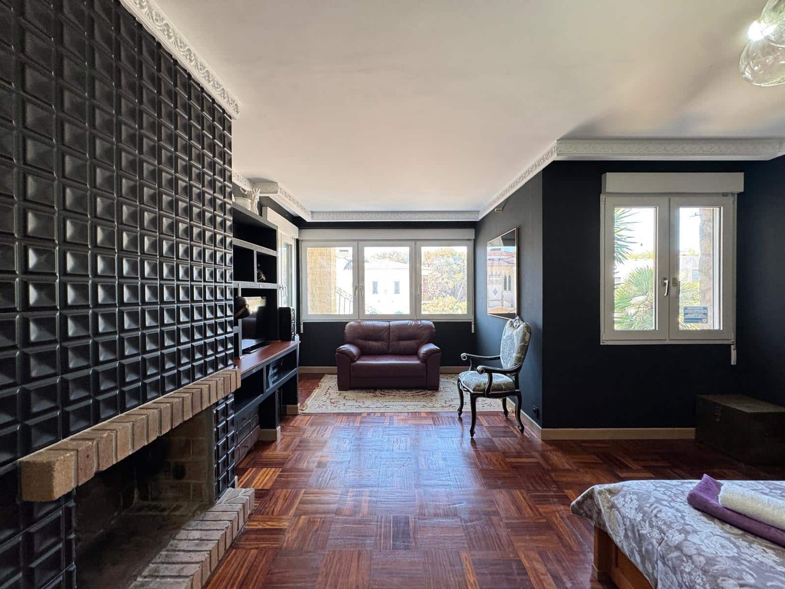 5 bedroom Villa for sale in Campoamor with pool - € 990,000 (Ref: 9100705)