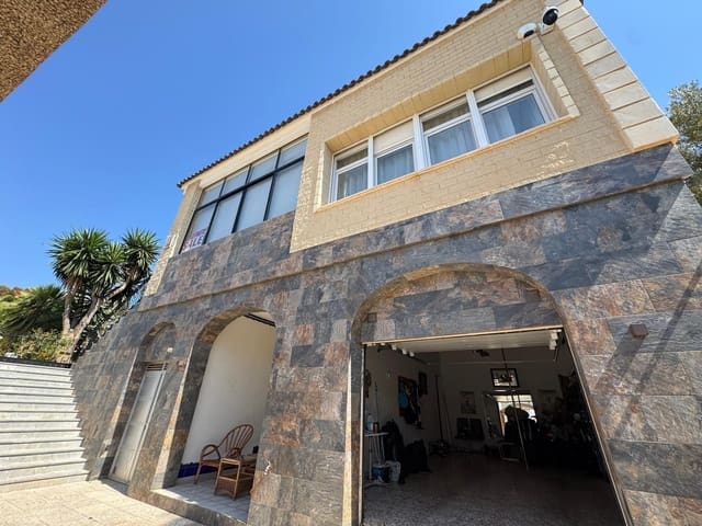 5 soveværelse Villa til salg i Campoamor, Orihuela med swimmingpool - € 990.000 (Ref: 9100705)
