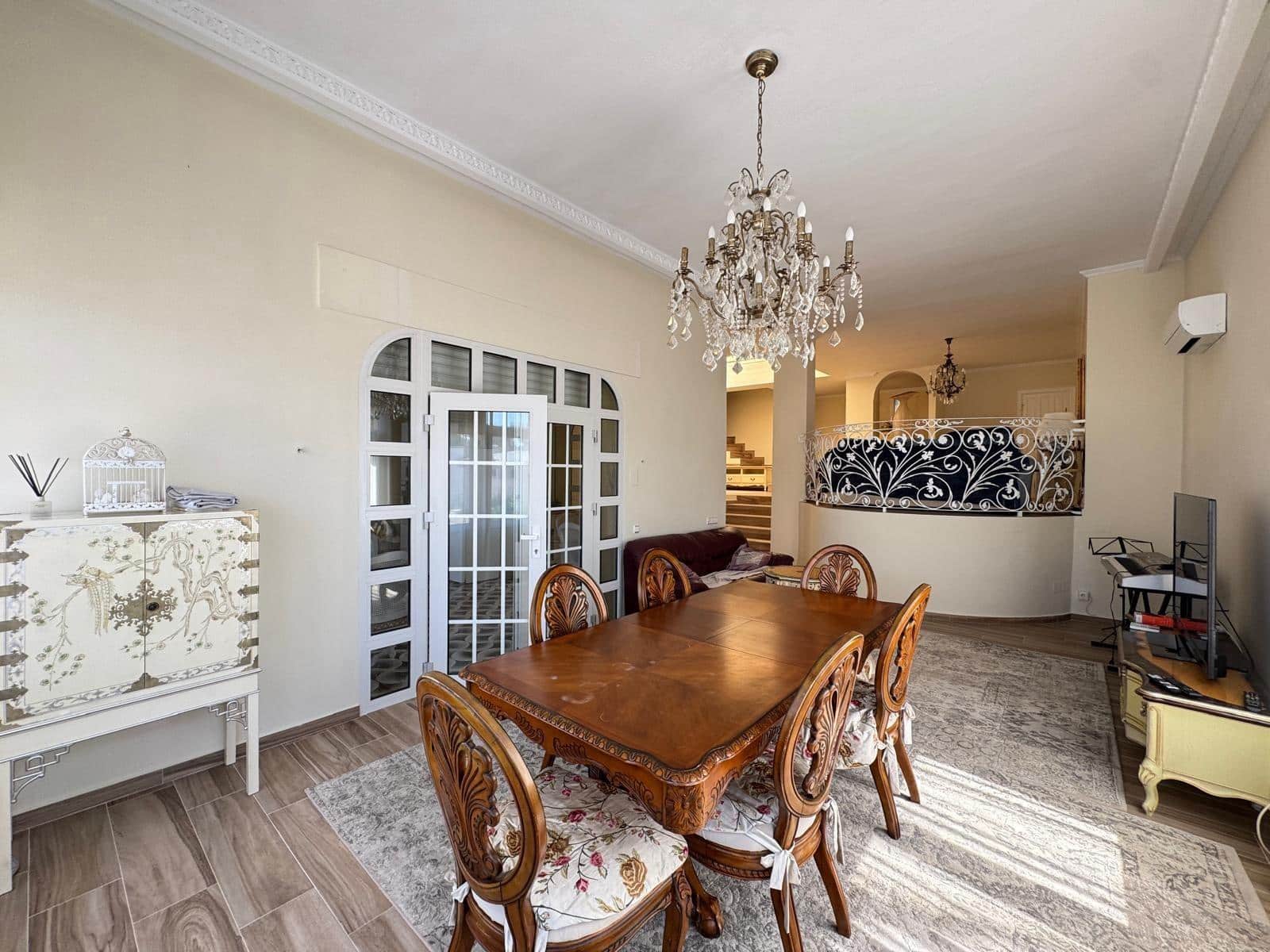 5 bedroom Villa for sale in Campoamor with pool - € 990,000 (Ref: 9100705)